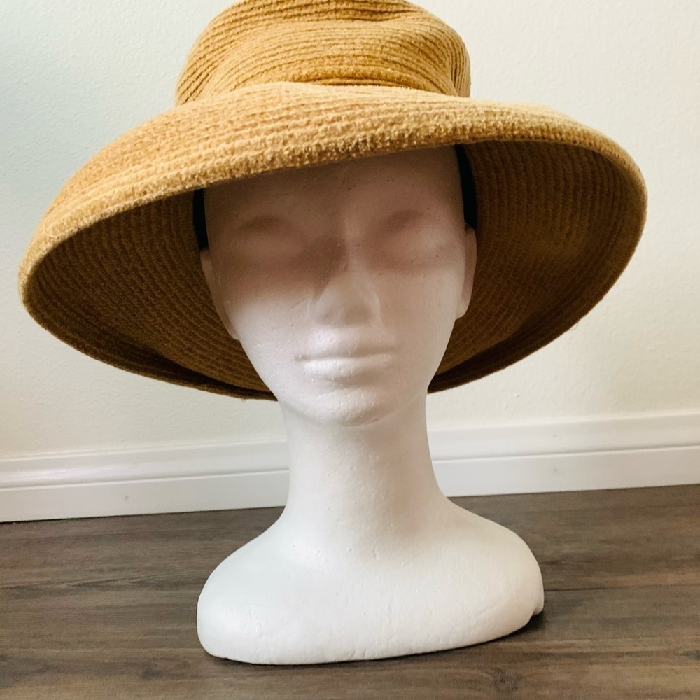 Scala hat - Picture 3 of 11